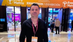 Leia mais sobre o artigo Jorge Barbosa inspira jovens nordestinos a seguirem na tecnologia